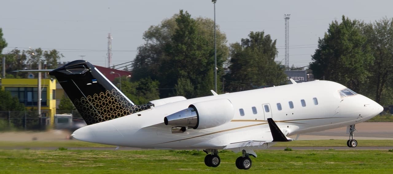 Challenger 605